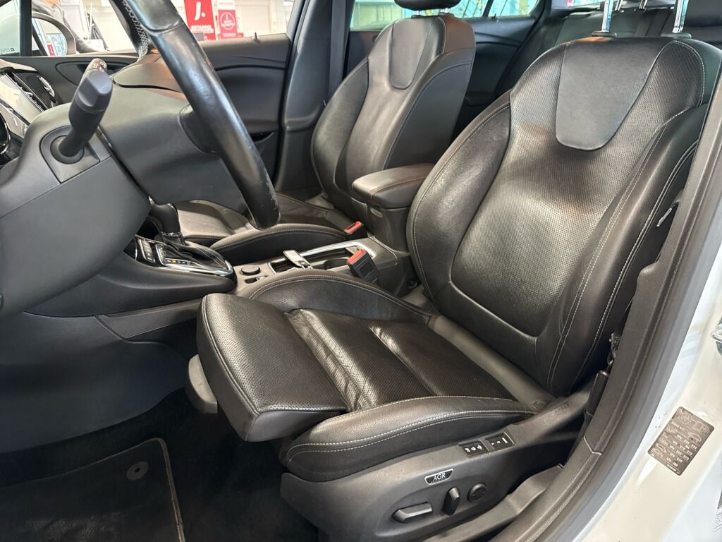Opel Astra 2017 Valkoinen
