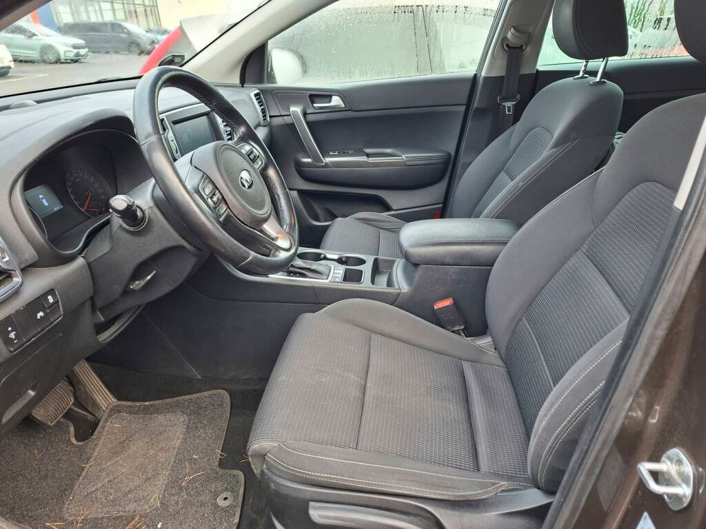 Kia Sportage 2017 Ruskea (beige)