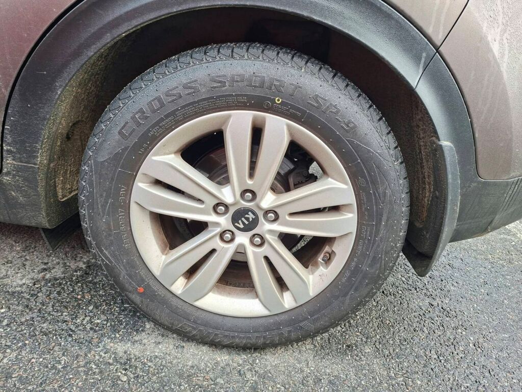 Kia Sportage 2017 Ruskea (beige)