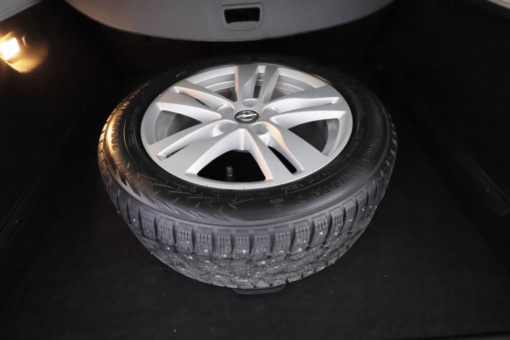 Opel Astra 2017 Musta