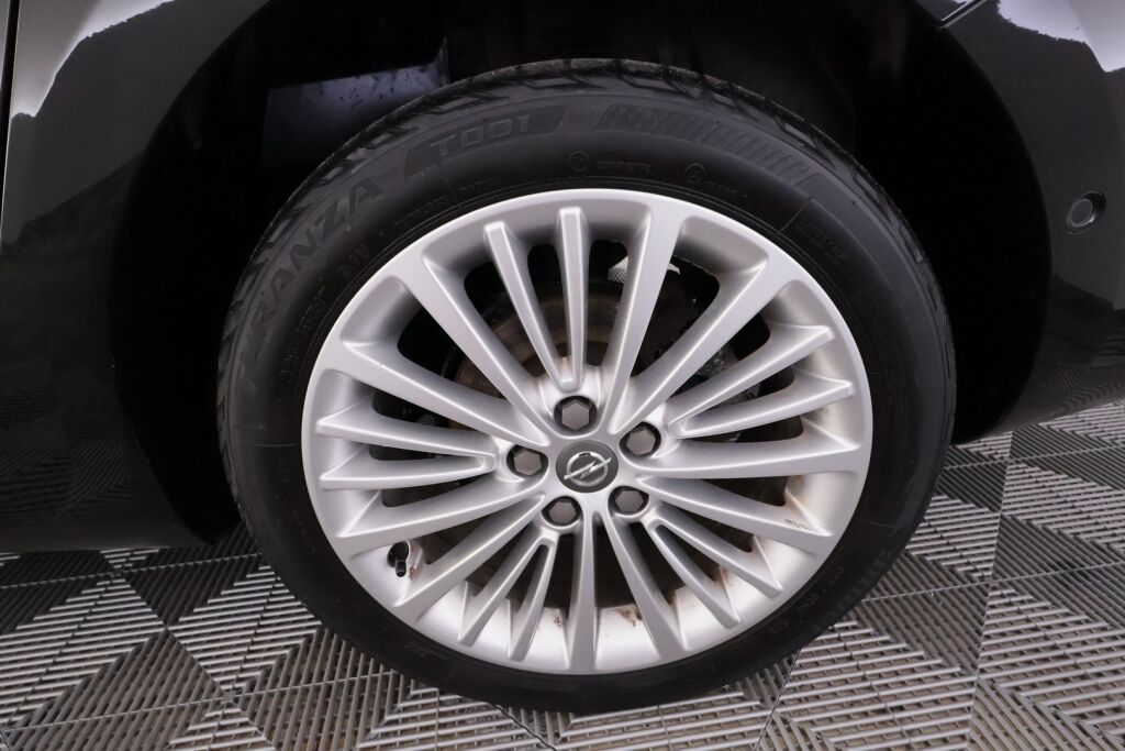 Opel Astra 2017 Musta