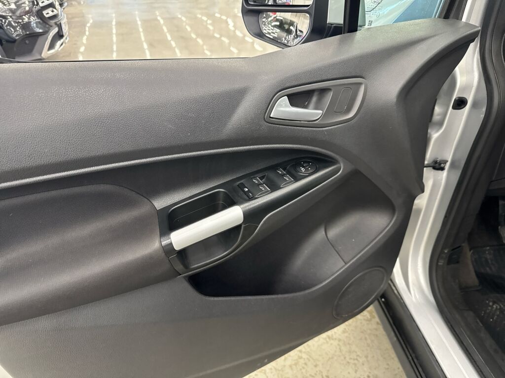 Ford Grand Tourneo Connect 2017 Harmaa