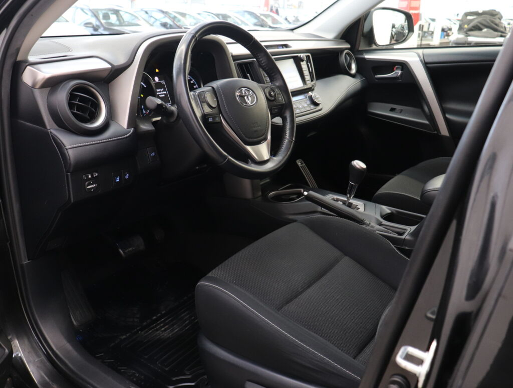 Toyota RAV4 2017 Musta