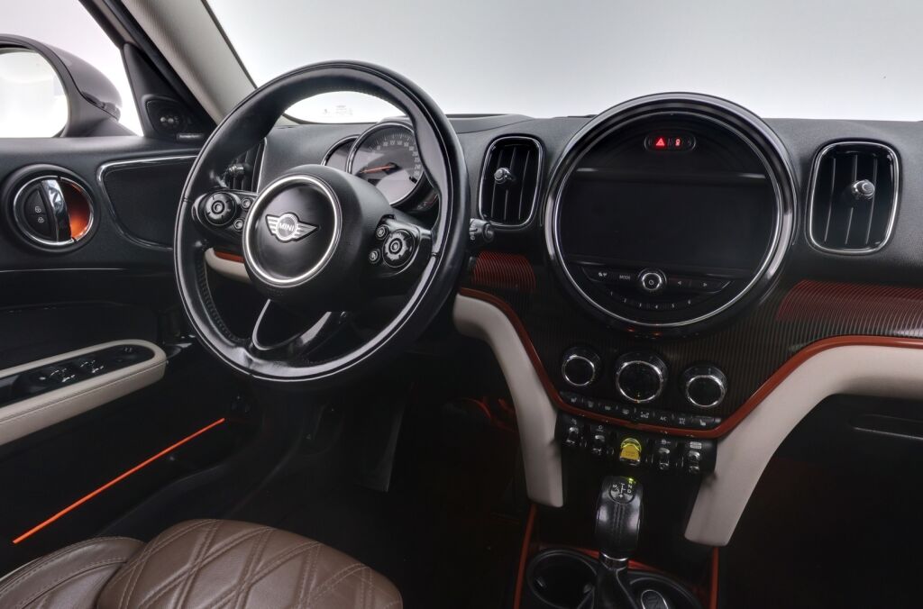 Mini Countryman 2018 Hopea