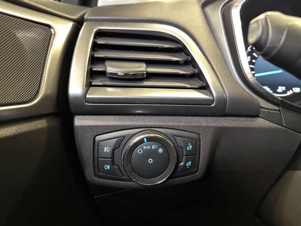 Ford Mondeo 2017 Valkoinen