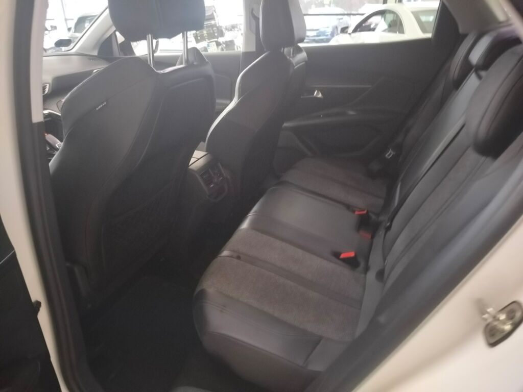 Peugeot 3008 2017 Valkoinen