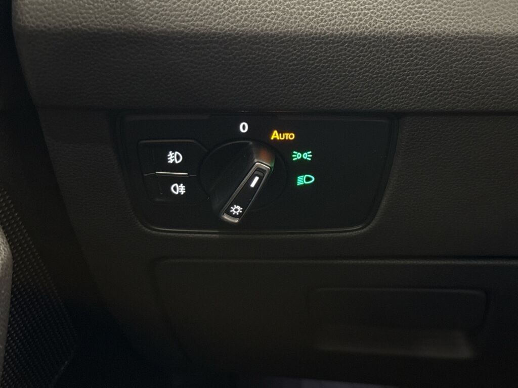 Volkswagen Passat 2018 Harmaa