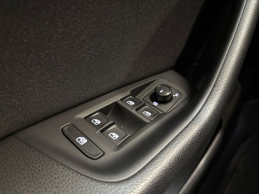 Volkswagen Passat 2018 Harmaa