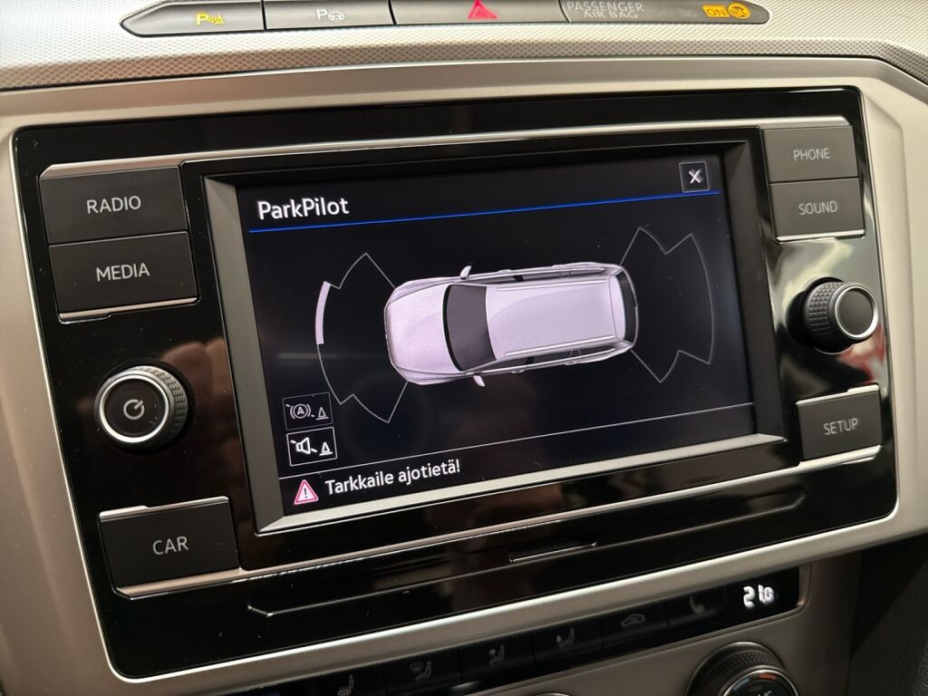 Volkswagen Passat 2018 Harmaa