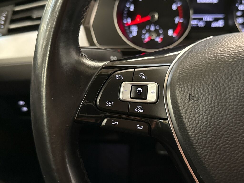 Volkswagen Passat 2018 Harmaa