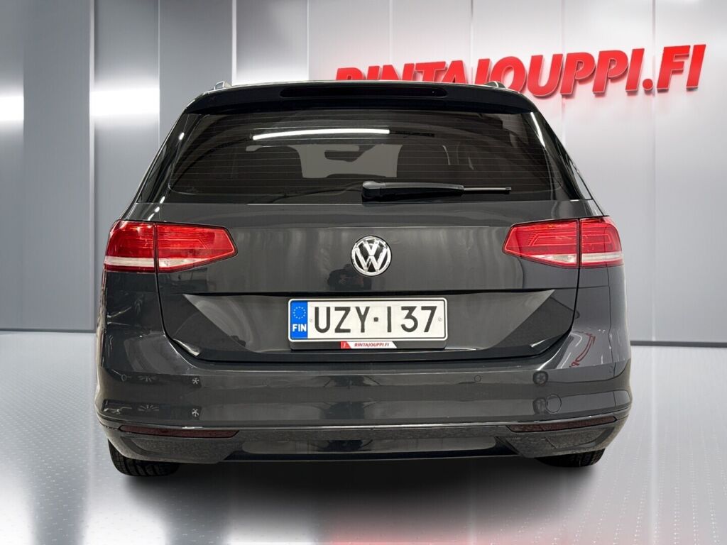 Volkswagen Passat 2018 Harmaa