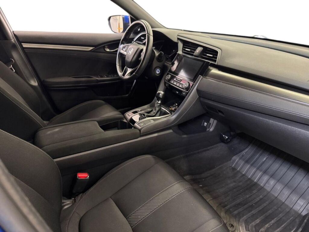 Honda Civic 2018 Sininen