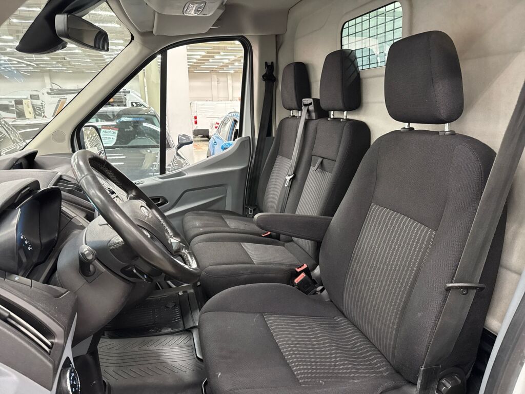 Ford Transit 2018 Valkoinen