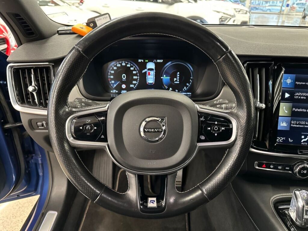Volvo V90 2017 Sininen
