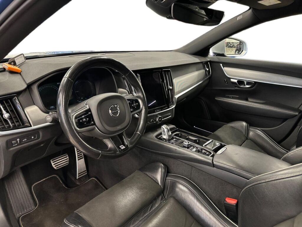 Volvo V90 2017 Sininen