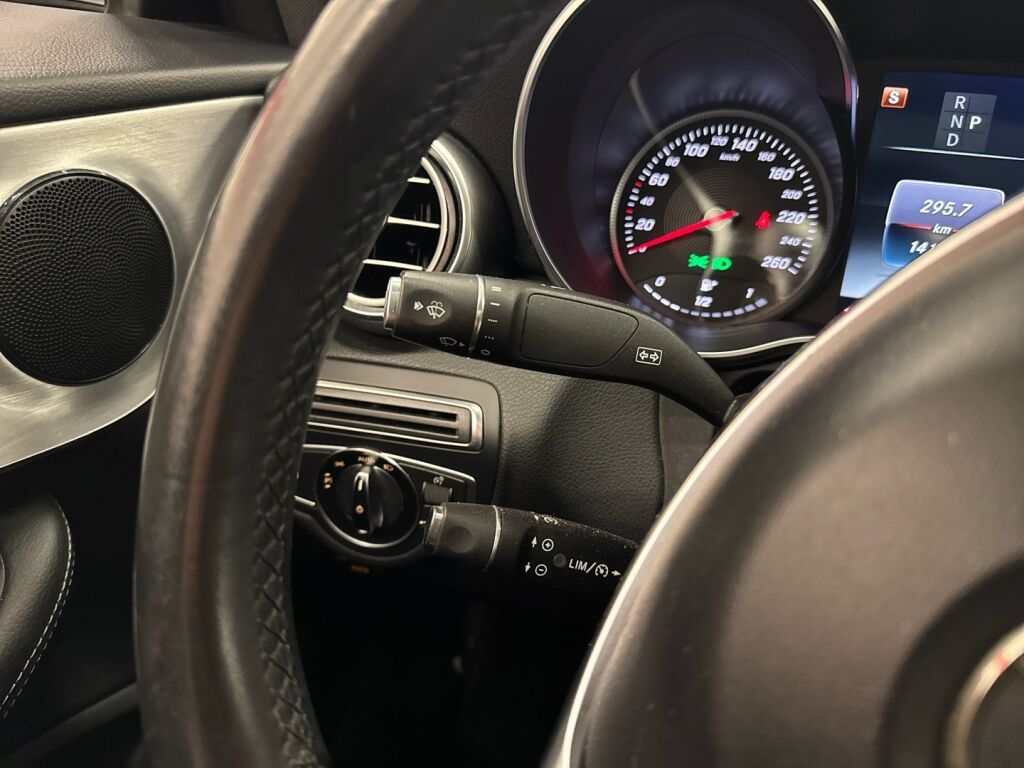 Mercedes-Benz C 2017 Harmaa