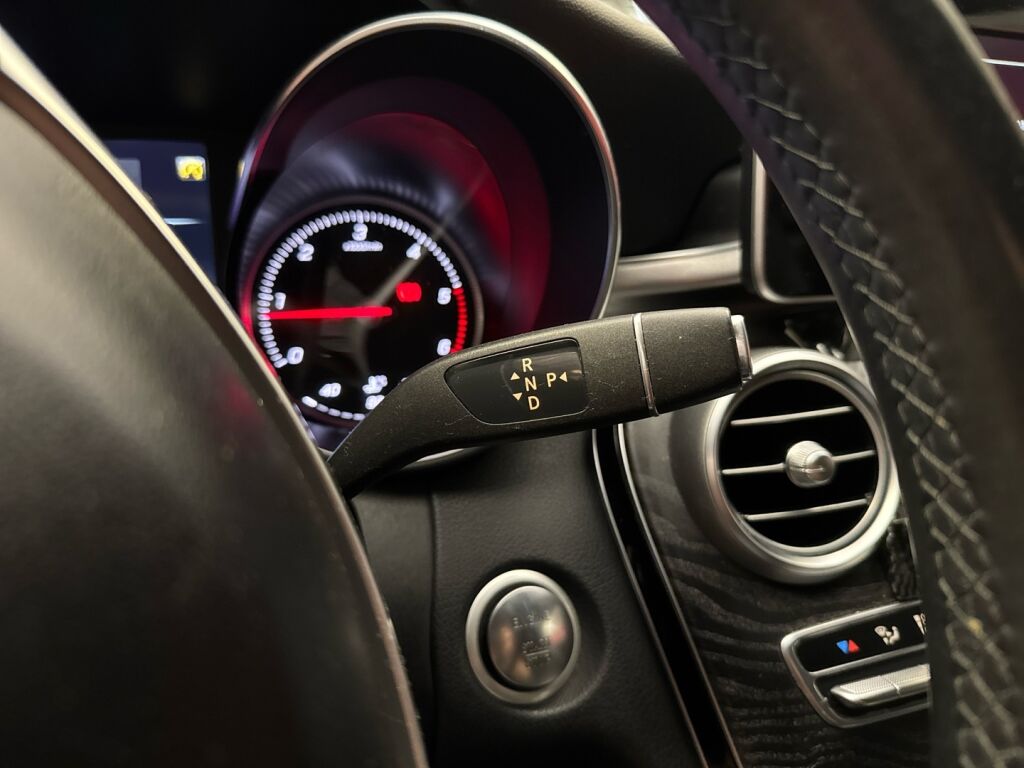 Mercedes-Benz C 2017 Harmaa