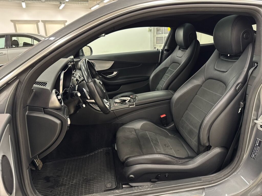 Mercedes-Benz C 2017 Harmaa