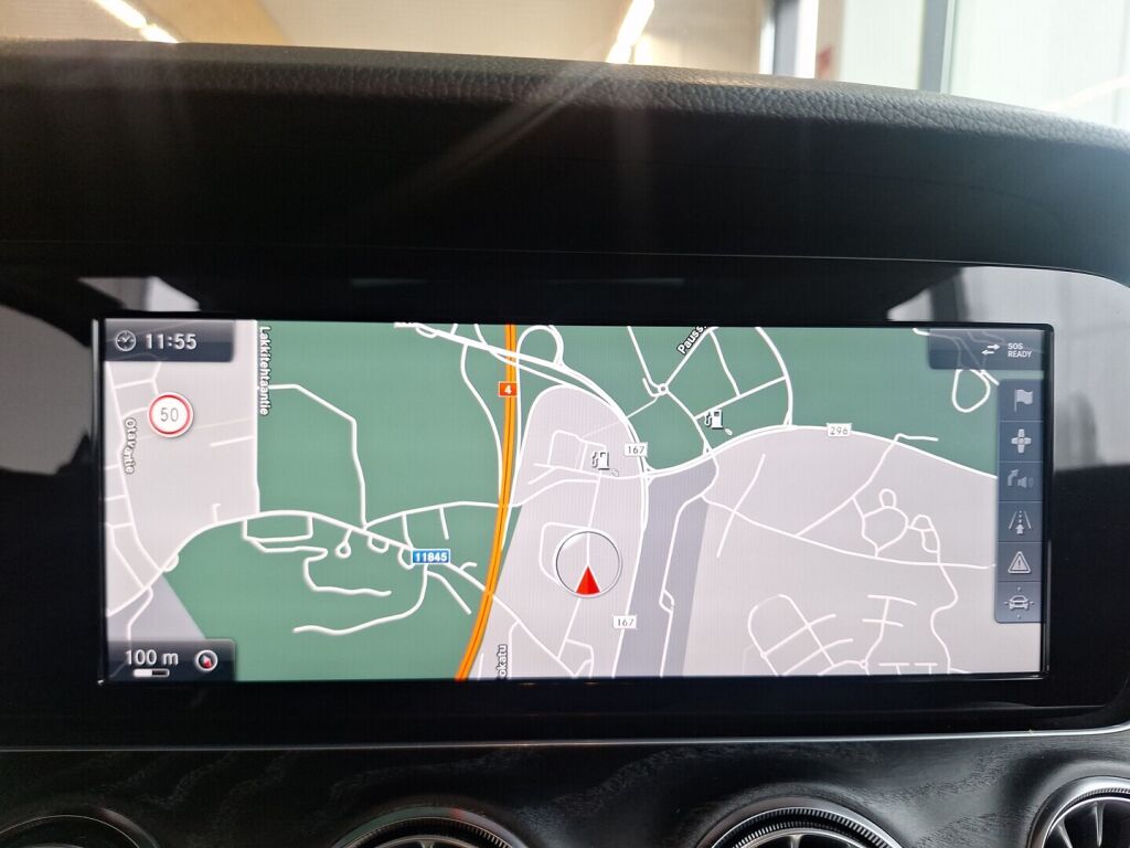 Mercedes-Benz E 2017 Punainen