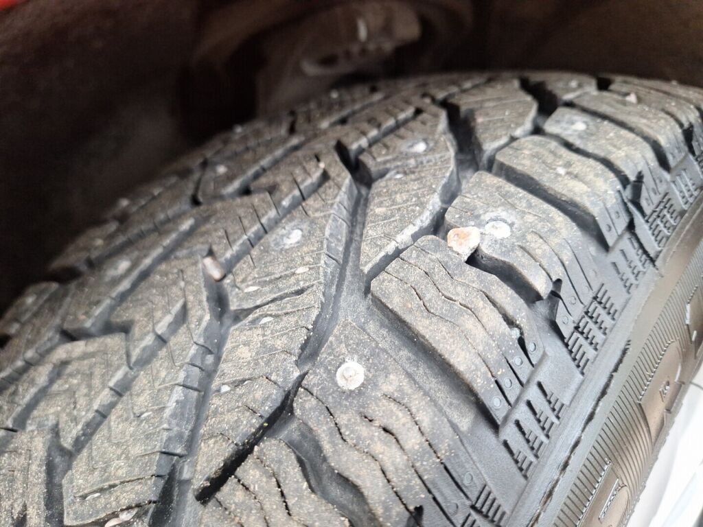 Mercedes-Benz E 2017 Punainen