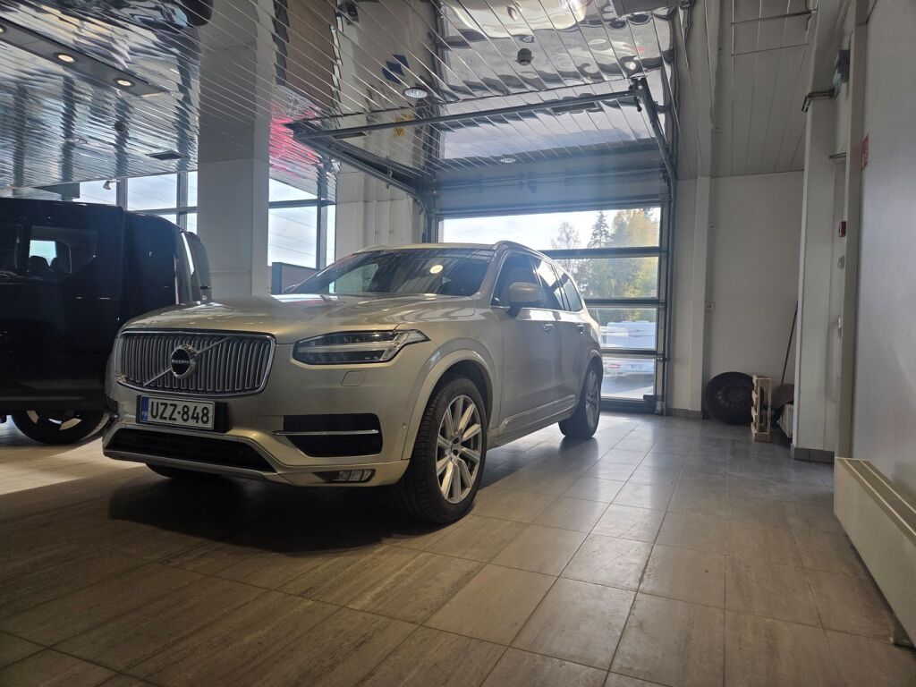 Volvo XC90 2015 Ruskea (beige)