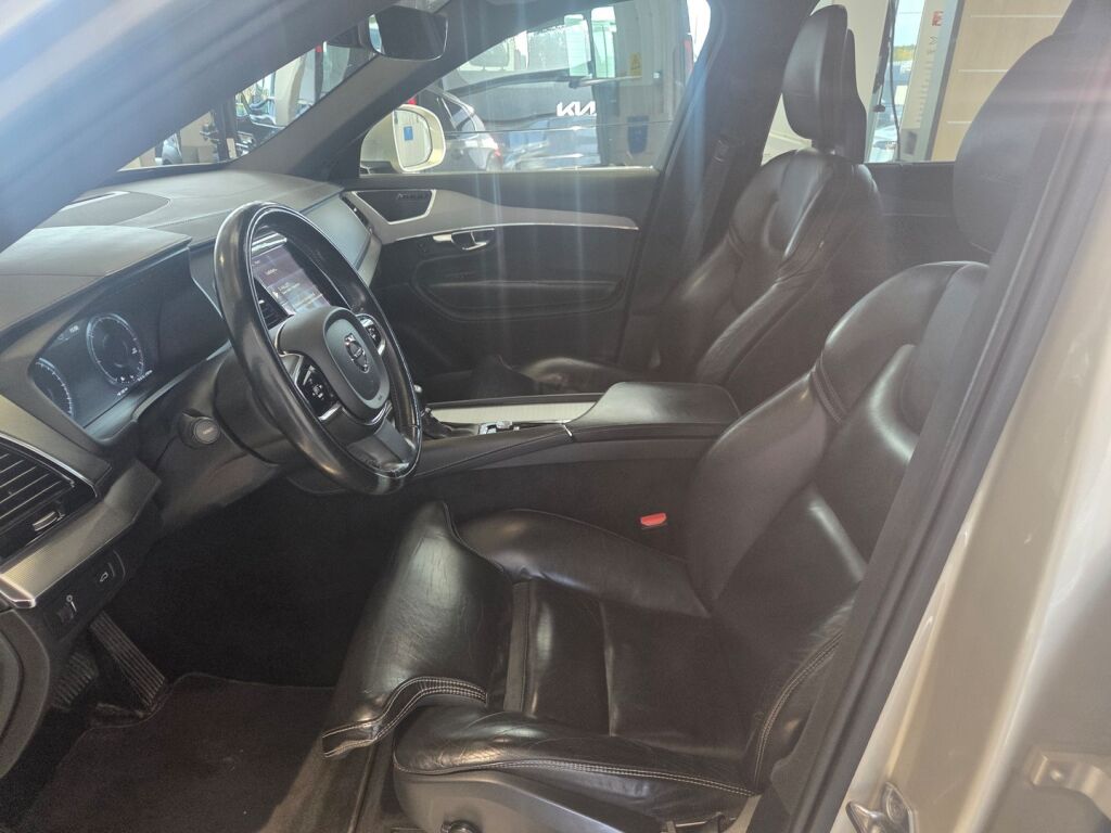 Volvo XC90 2015 Ruskea (beige)