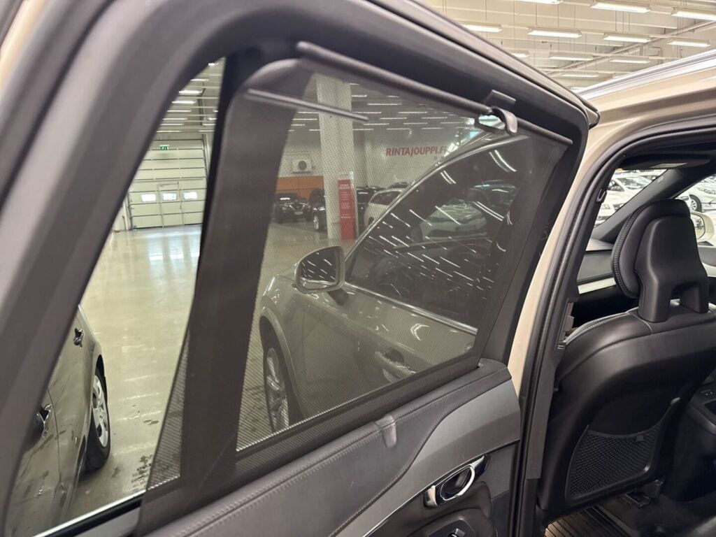 Volvo XC90 2015 Ruskea (beige)