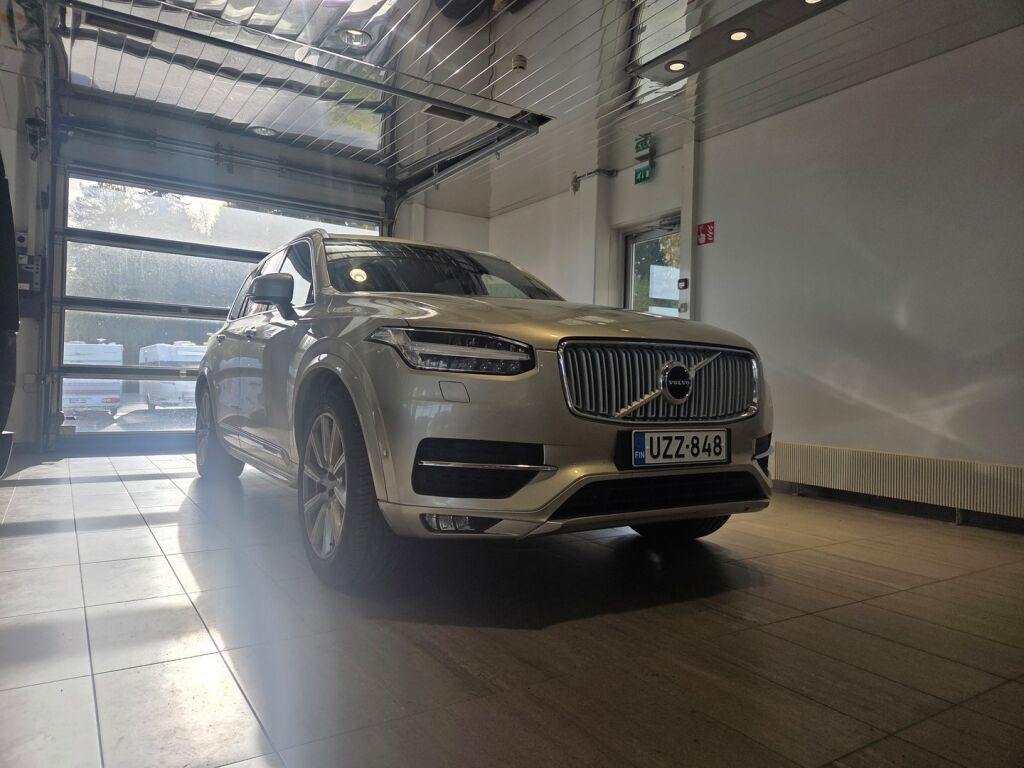 Volvo XC90 2015 Ruskea (beige)