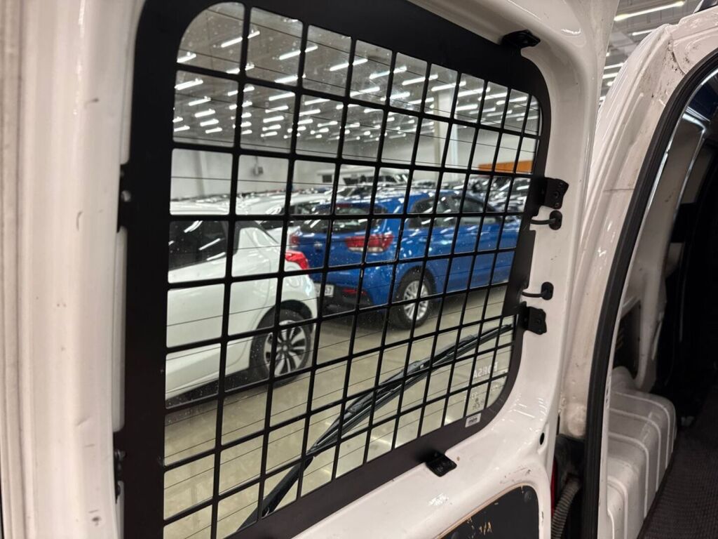 Volkswagen Caddy Maxi 2013 Valkoinen