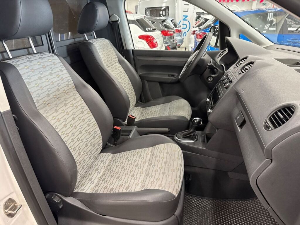 Volkswagen Caddy Maxi 2013 Valkoinen