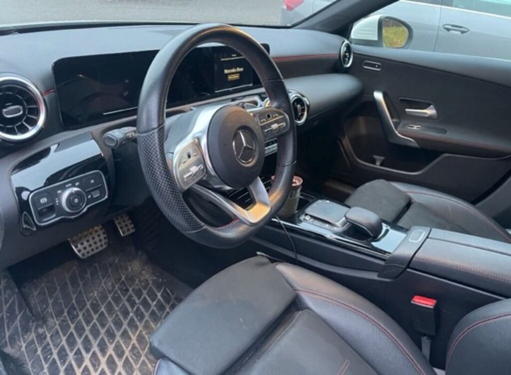 Mercedes-Benz A 2020 Valkoinen