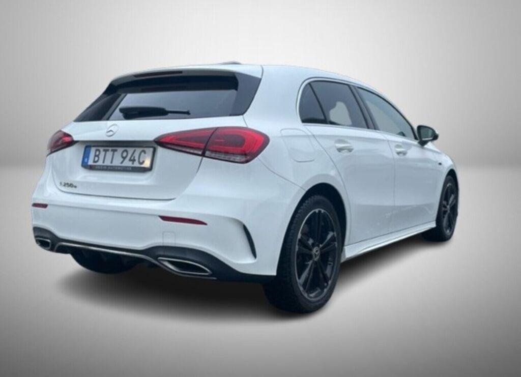 Mercedes-Benz A 2020 Valkoinen
