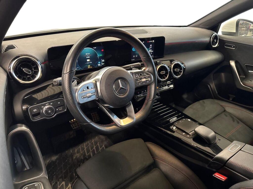 Mercedes-Benz A 2020 Valkoinen