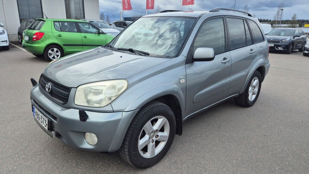 Toyota RAV4 2004 Vihreä