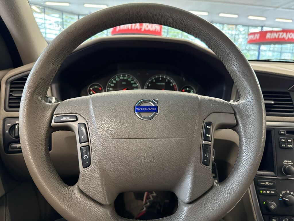 Volvo V70 2007 Harmaa