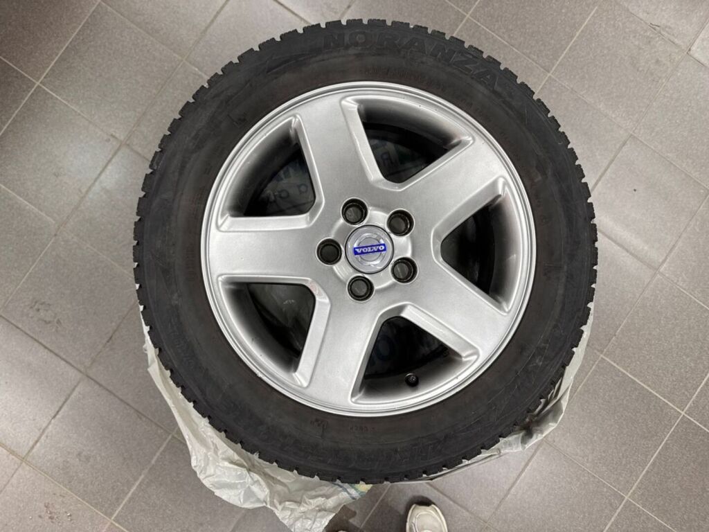 Volvo V50 2007 Punainen