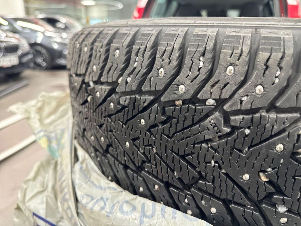 Volvo V50 2007 Punainen