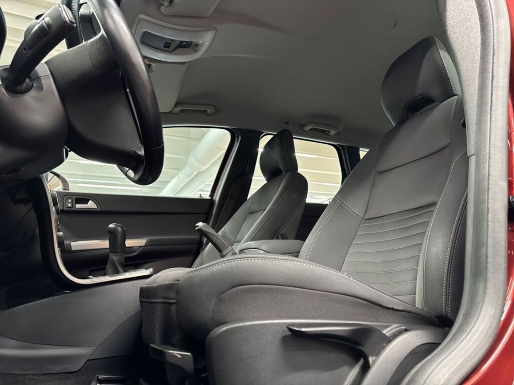 Volvo V50 2007 Punainen