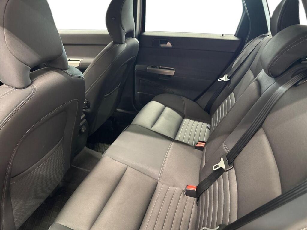 Volvo V50 2007 Punainen