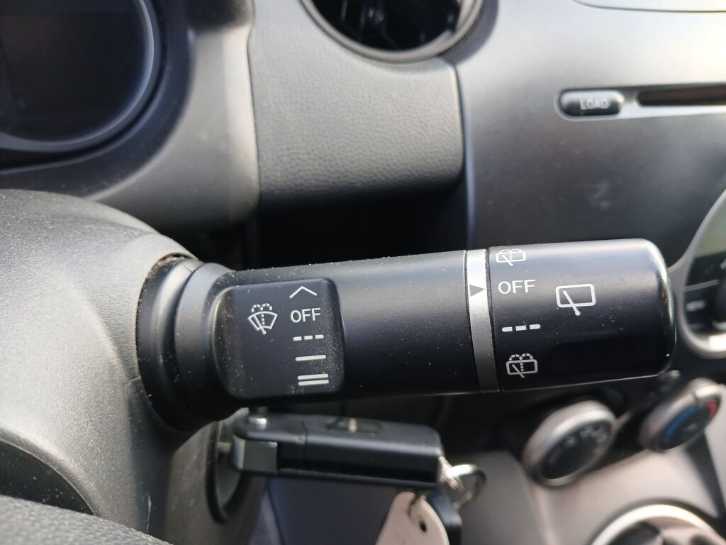 Mazda Mazda2 2009 Harmaa
