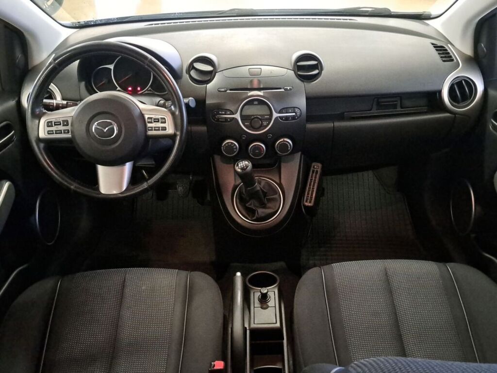 Mazda 2 2009 Harmaa