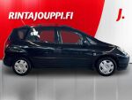 Toyota Corolla Verso 2003 Musta
