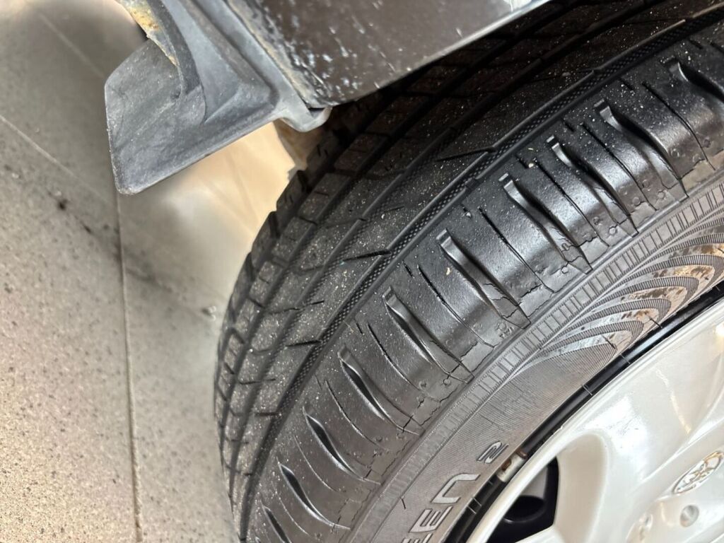 Toyota Corolla Verso 2003 Musta