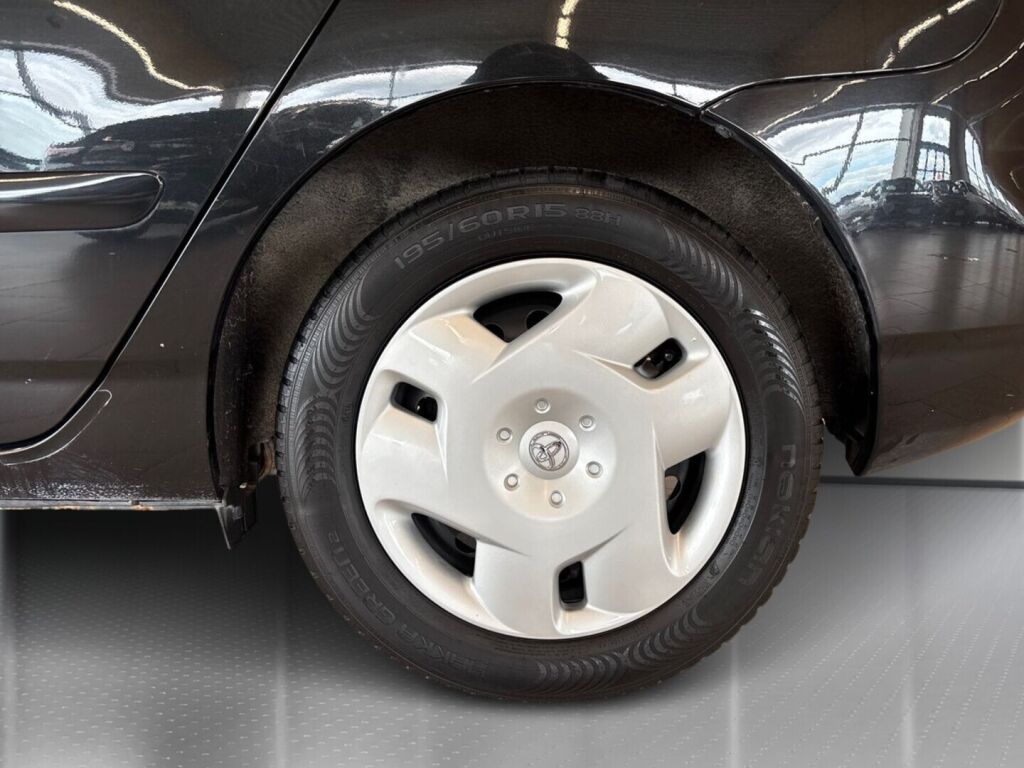 Toyota Corolla Verso 2003 Musta