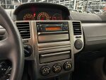 Nissan X-TRAIL 2006 Punainen