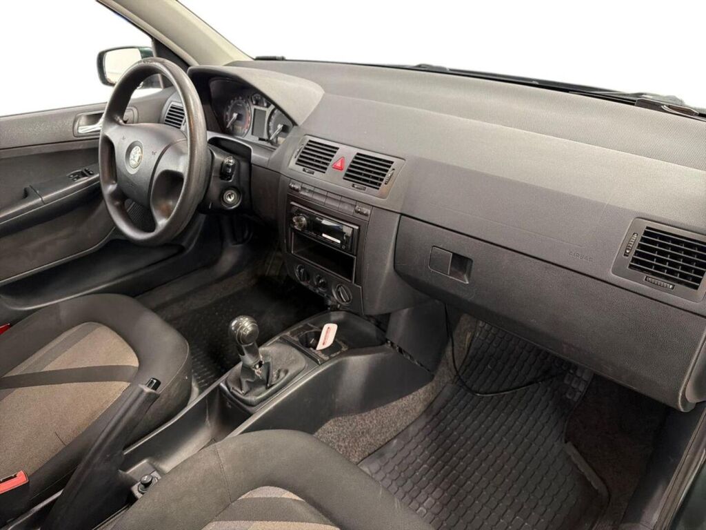 Skoda FABIA 2007 Vihreä