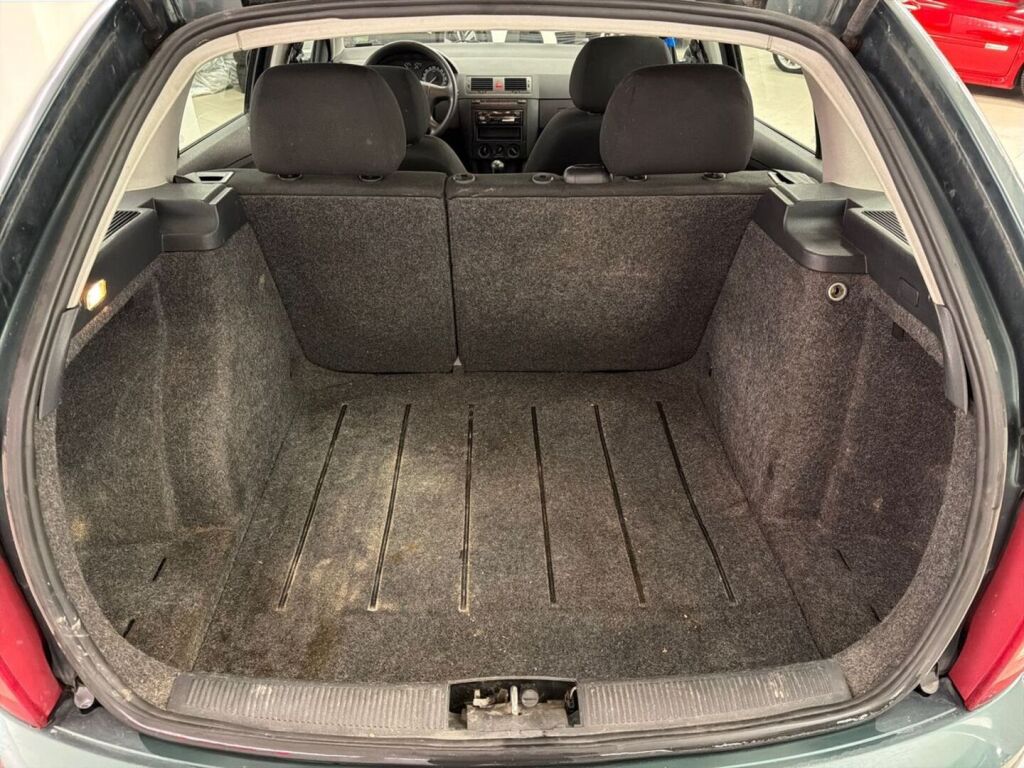 Skoda FABIA 2007 Vihreä