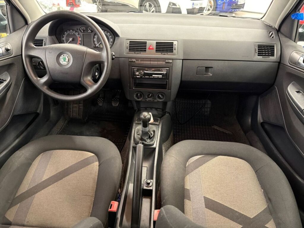 Skoda FABIA 2007 Vihreä
