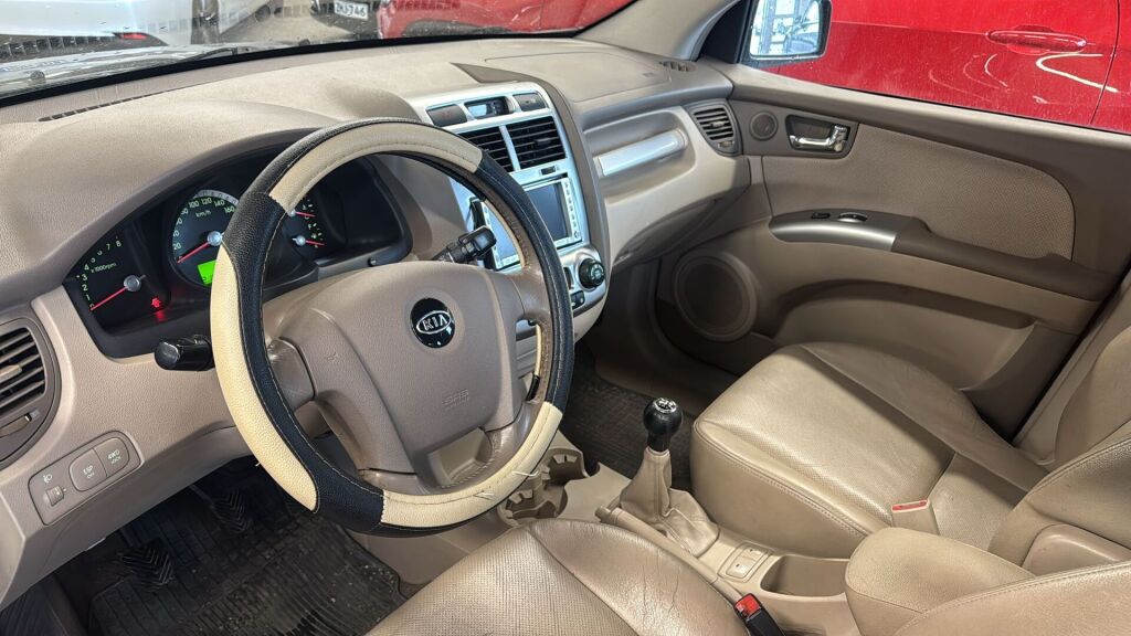 Kia Sportage 2008 Ruskea (beige)
