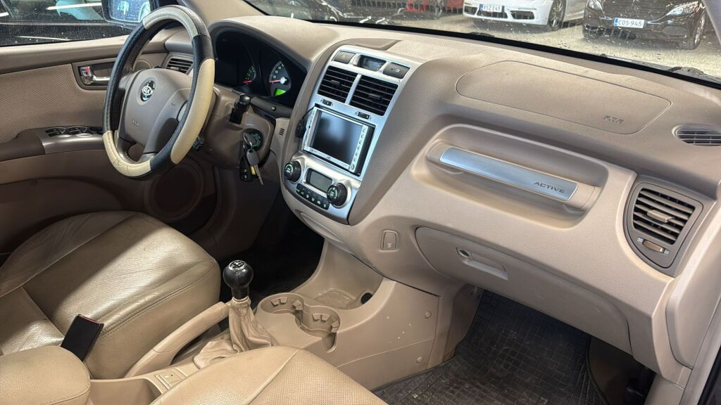 Kia Sportage 2008 Ruskea (beige)